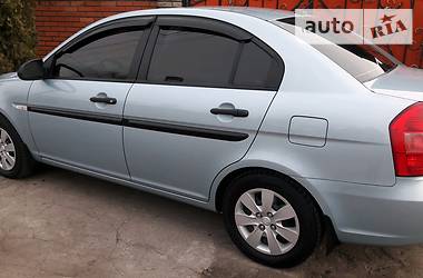 Седан Hyundai Accent 2008 в Кривом Роге