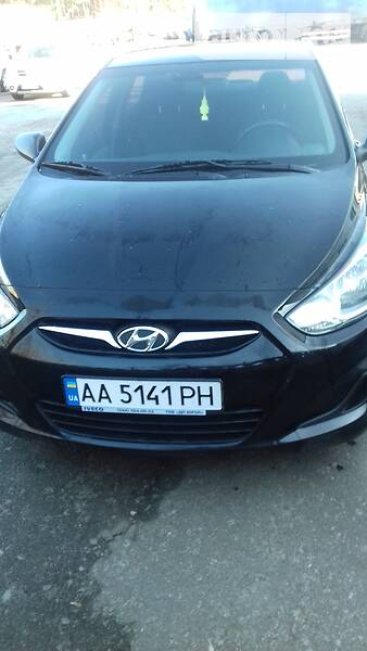 Седан Hyundai Accent 2013 в Києві фото Седан Hyundai Accent 2013 в Києві