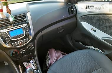 Седан Hyundai Accent 2011 в 