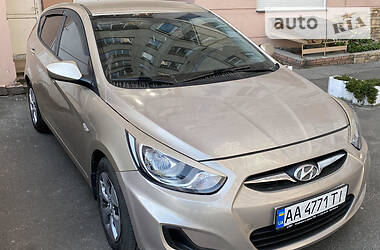 Hyundai vin 28 recenze