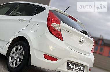 Хетчбек Hyundai Accent 2015 в 