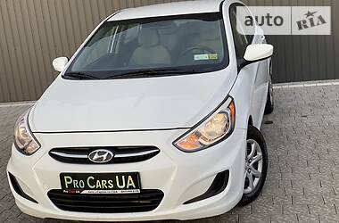 Хетчбек Hyundai Accent 2015 в 