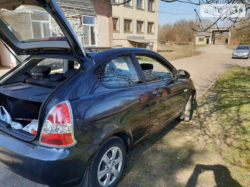 Хэтчбек Hyundai Accent 2006 в Ужгороде