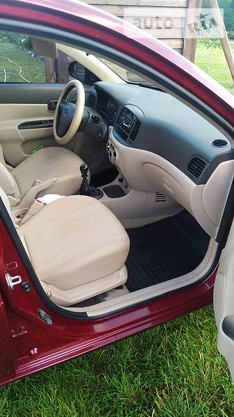 Седан Hyundai Accent 2008 в Конотопе