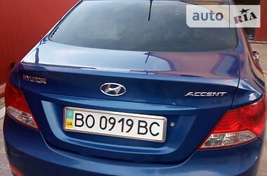 Седан Hyundai Accent 2012 в Збараже