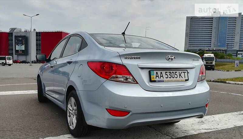 Седан Hyundai Accent 2011 в Києві