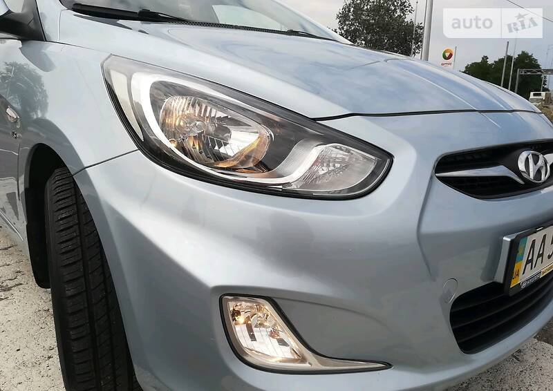 Седан Hyundai Accent 2011 в Києві