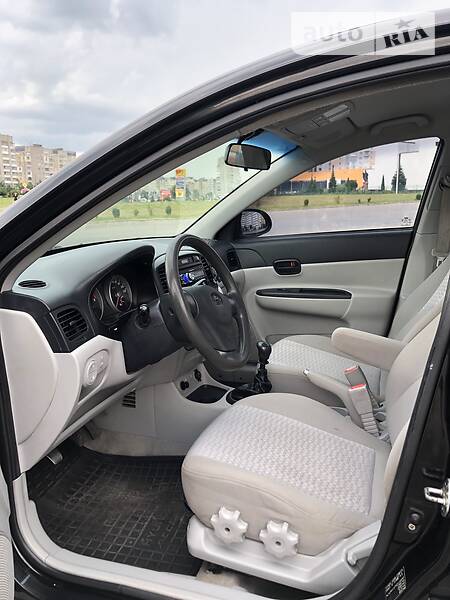 Седан Hyundai Accent 2008 в Львове