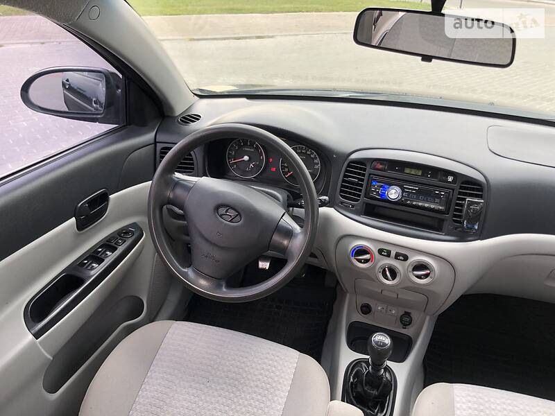 Седан Hyundai Accent 2008 в Львове