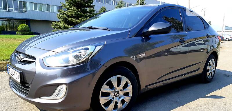 Седан Hyundai Accent 2012 в Дніпрі