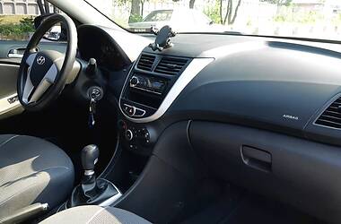 Седан Hyundai Accent 2012 в 