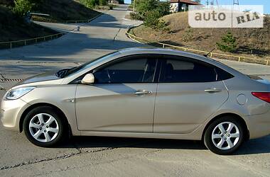 Седан Hyundai Accent 2013 в Одессе