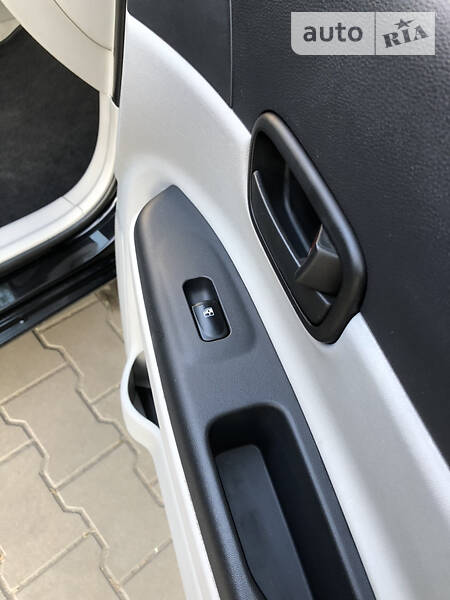 Седан Hyundai Accent 2009 в Одесі