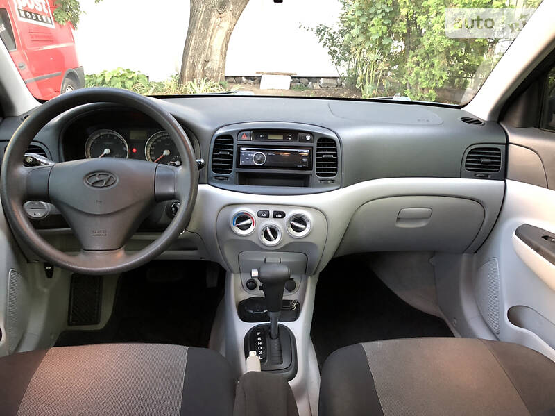 Седан Hyundai Accent 2009 в Одесі
