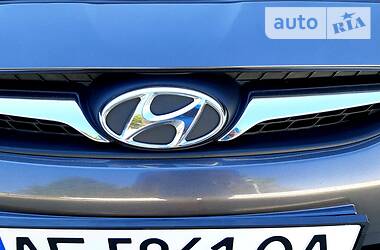 Седан Hyundai Accent 2012 в 