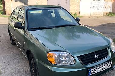 Седан Hyundai Accent 2003 в Днепре