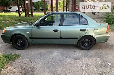 Седан Hyundai Accent 2003 в Днепре