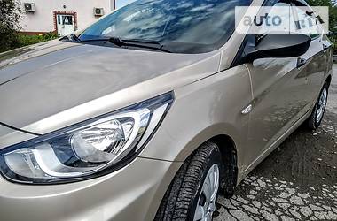 Седан Hyundai Accent 2011 в Бучаче