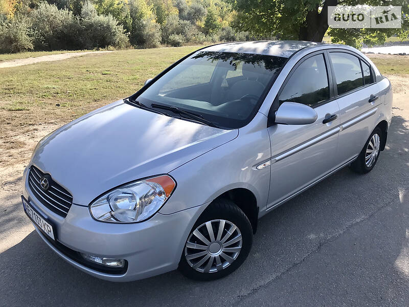 Седан Hyundai Accent 2007 в Днепре