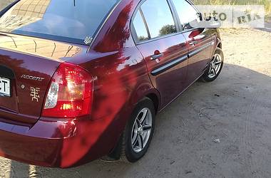 Седан Hyundai Accent 2008 в Днепре