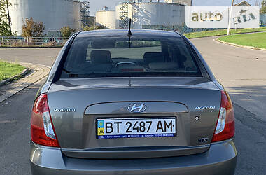 Седан Hyundai Accent 2008 в Херсоне