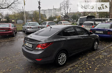 Седан Hyundai Accent 2012 в Киеве