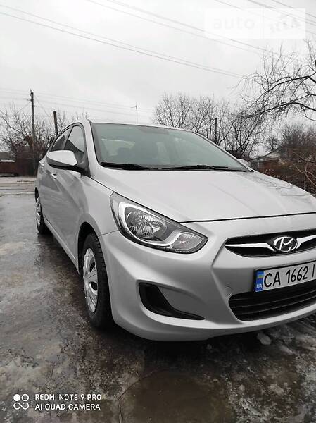 Седан Hyundai Accent 2016 в Киеве