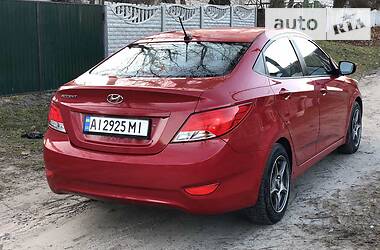 Седан Hyundai Accent 2015 в Тараще