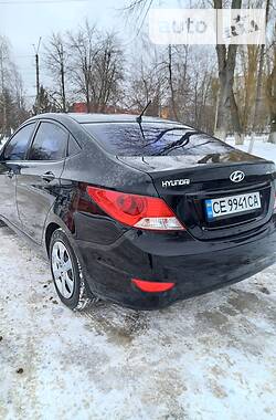 Седан Hyundai Accent 2012 в Черновцах