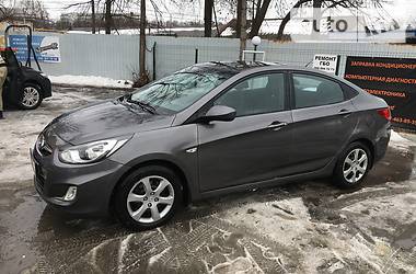 Седан Hyundai Accent 2011 в Києві