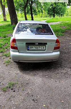 Седан Hyundai Accent 2000 в Бердичеві