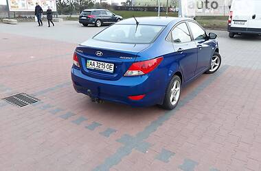 Седан Hyundai Accent 2013 в 