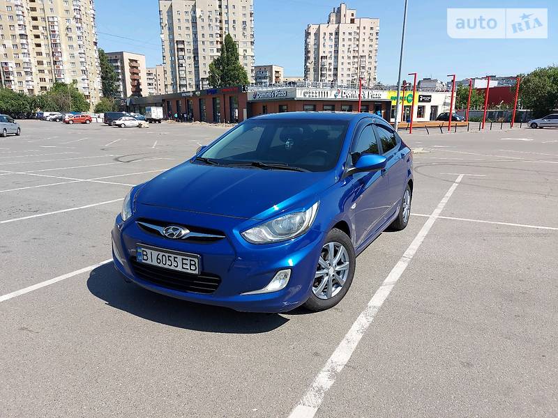 Седан Hyundai Accent 2013 в Киеве