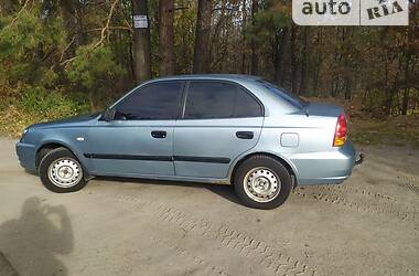 Седан Hyundai Accent 2005 в Киеве