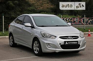 Седан Hyundai Accent 2012 в 