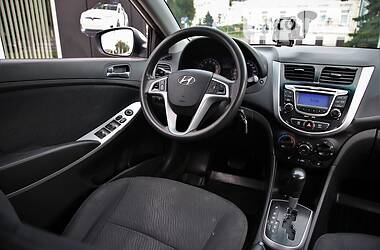 Седан Hyundai Accent 2012 в 