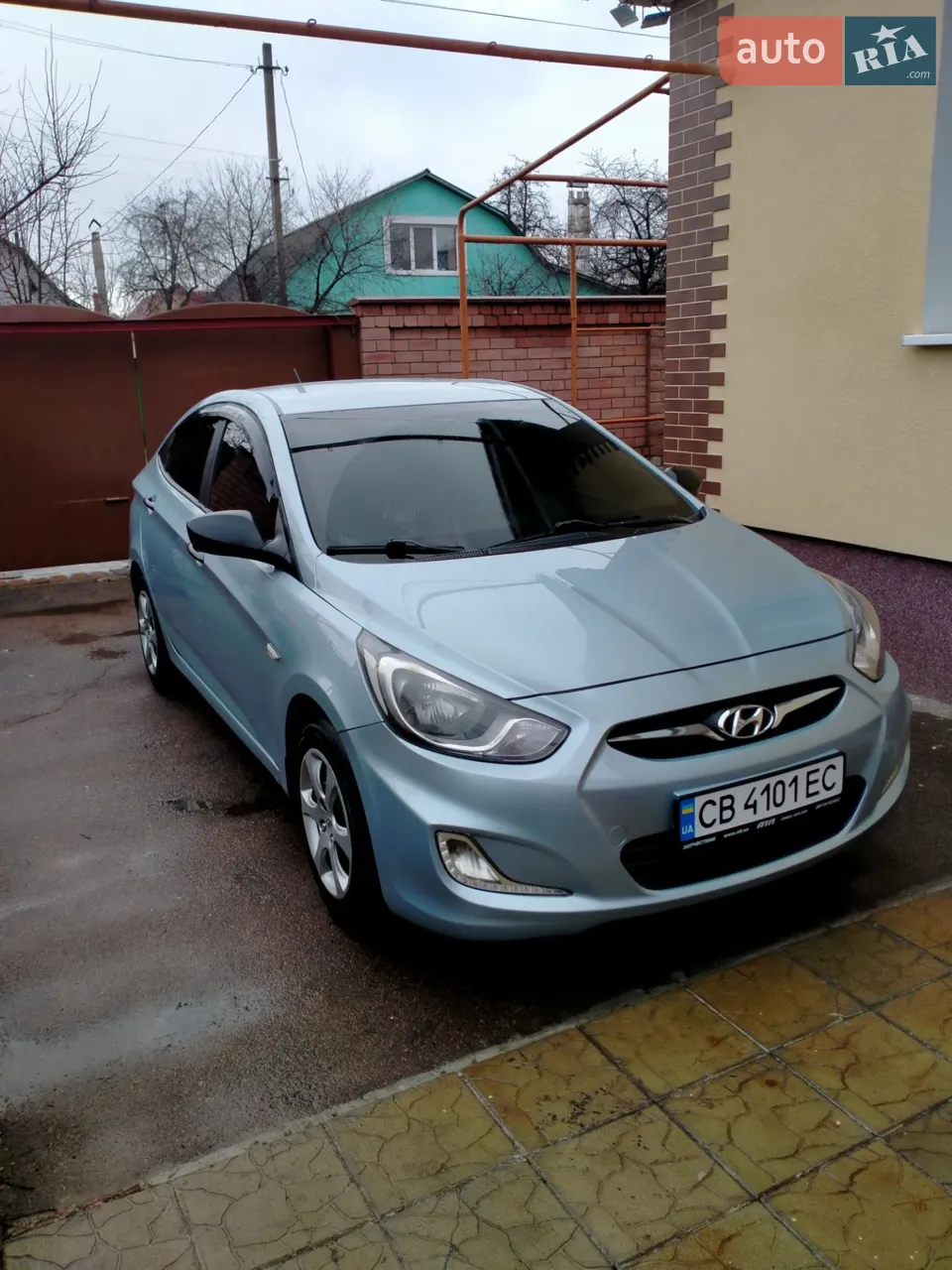 2011 Hyundai Accent - мініатюра 11