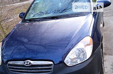 Седан Hyundai Accent 2008 в Киеве