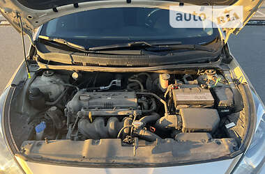Седан Hyundai Accent 2012 в 