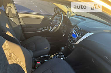 Седан Hyundai Accent 2012 в 