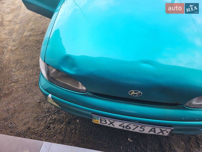 Седан Hyundai Accent 1996 в Деражне