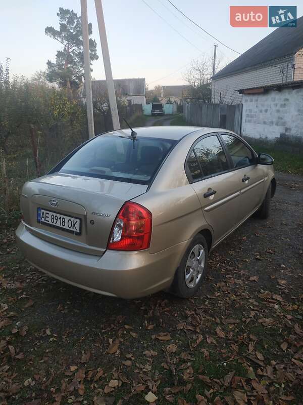 Седан Hyundai Accent 2008 в Верхнеднепровске