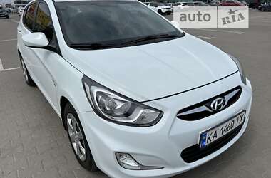 Хэтчбек Hyundai Accent 2012 в Киеве