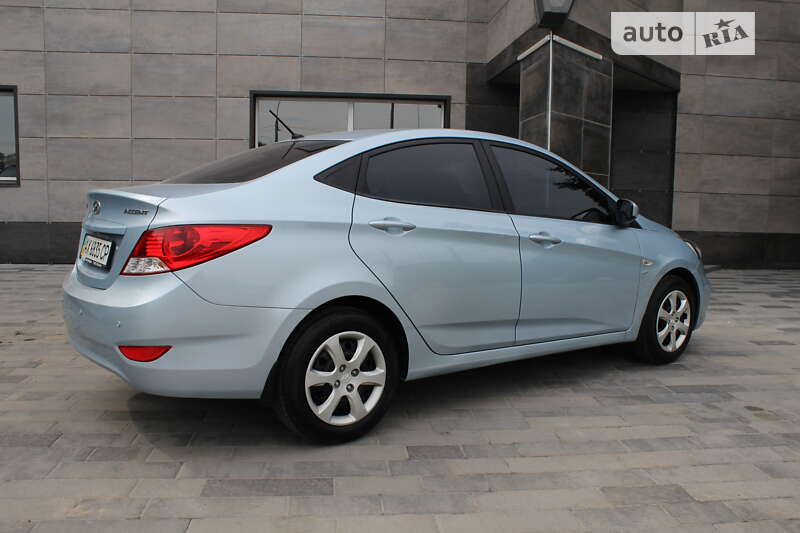 Седан Hyundai Accent 2012 в Харкові