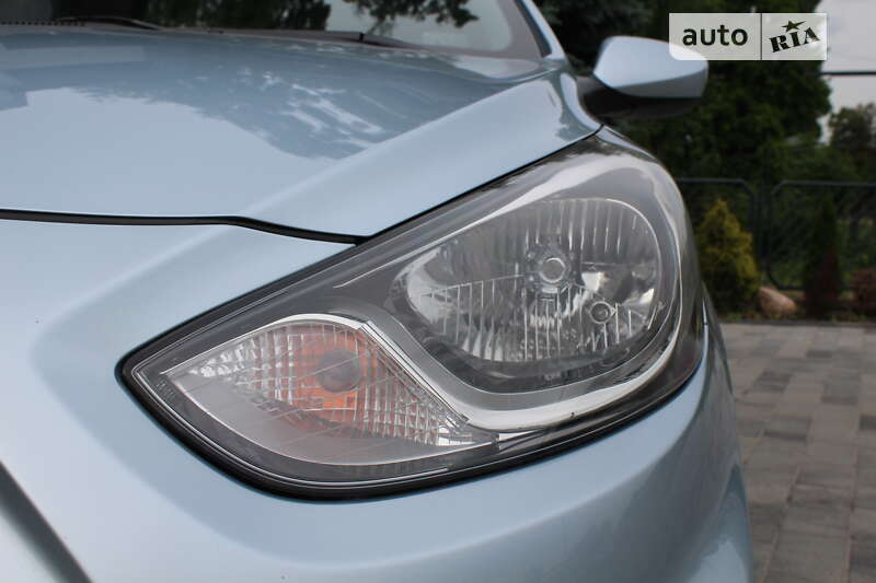Седан Hyundai Accent 2012 в Харкові
