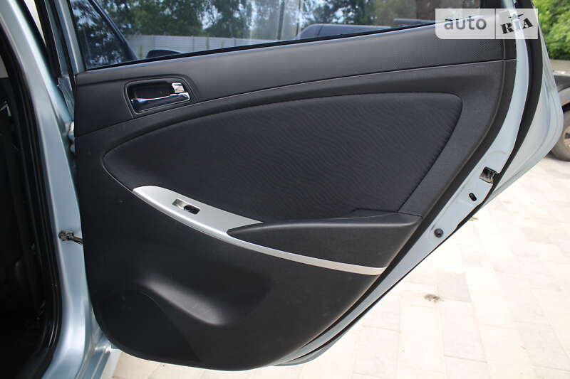 Седан Hyundai Accent 2012 в Харкові