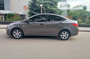 Седан Hyundai Accent 2011 в Запорожье