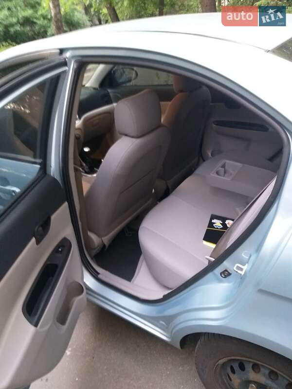 Седан Hyundai Accent 2008 в Киеве