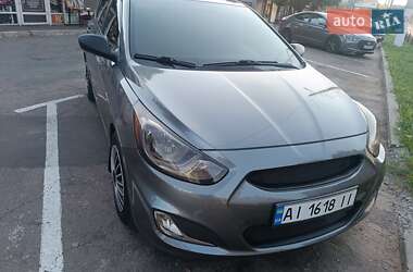 Хэтчбек Hyundai Accent 2014 в 
