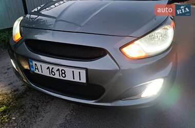 Хэтчбек Hyundai Accent 2014 в 